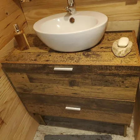 Apartment Cosy Dans Le Style De Montagne Besse-et-Saint-Anastaise