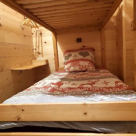 Cosy Dans Le Style De Montagne Apartment *